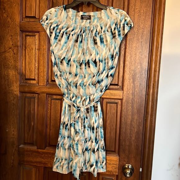 Guess Short Sleeve Dress Womens 4 NWOT - Picture 1 of 4